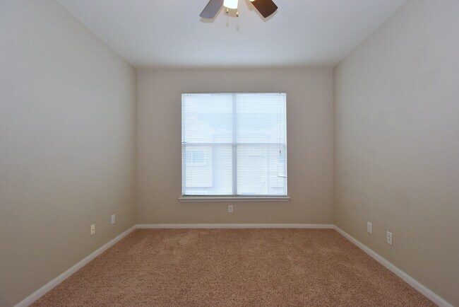 Building Photo - 12707 Boheme Dr