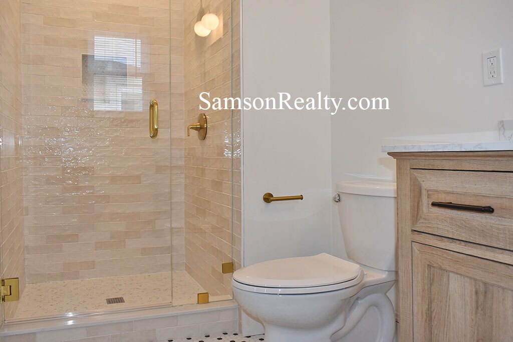 Building Photo - 405 Morris Ave