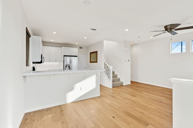 Building Photo - 2 bed 2.5 bath + Bonus Room Newer Construction Home Available Now!