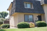 Building Photo - 10650 White Oak Dr