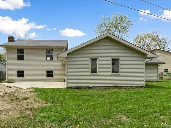 Building Photo - 613 Roberta Ct