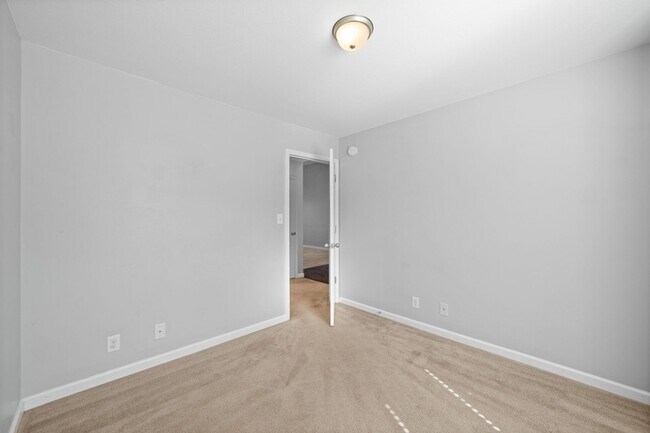 Building Photo - 1351 Francesca Drive