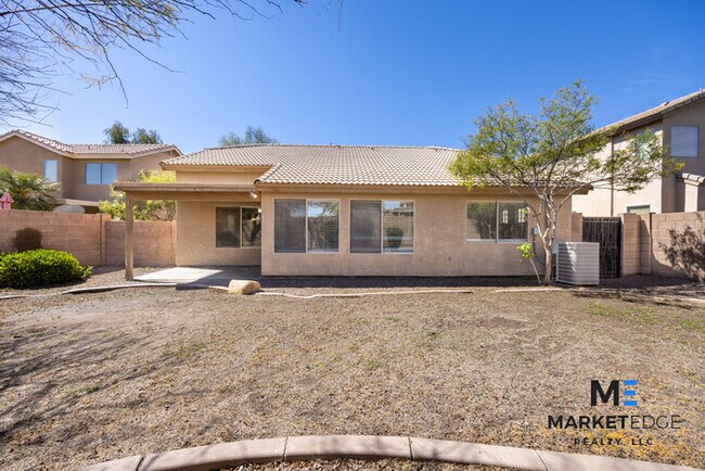Building Photo - 3Bed/2Bath House at Litchfield Rd/Camelbac...