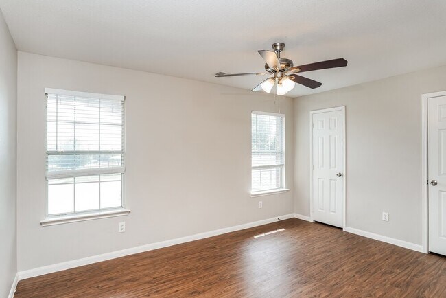 Building Photo - 18114 Shady Cypress Ln