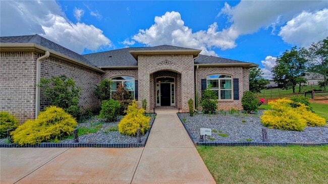 Building Photo - 6055 Creekside View Ln