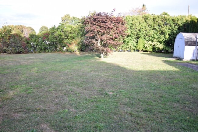 Building Photo - 37 Dudley Ln