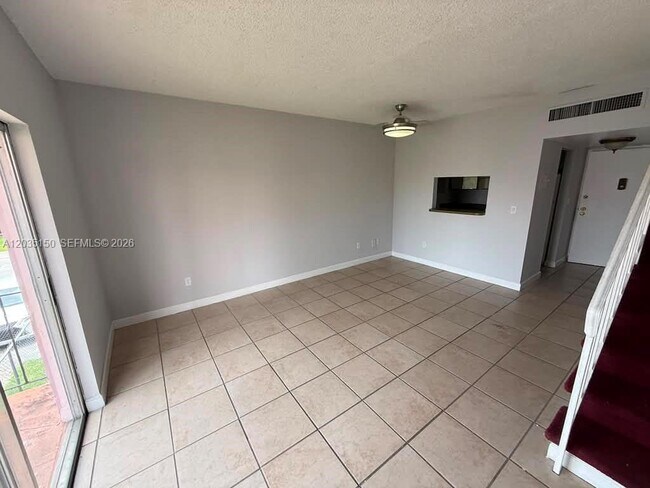Building Photo - 1255 W 53rd St
