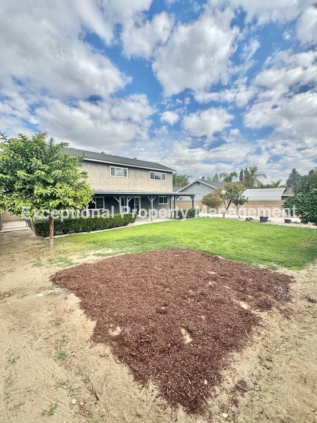 Building Photo - Ready to move in 3 bed 3 bath home!