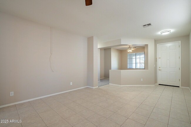 Building Photo - 39802 N Cross Timbers Way