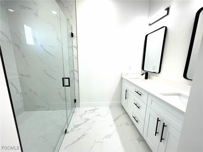 Building Photo - 1901 East 13th Street