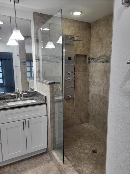 Building Photo - 555 Boca Ciega Point Blvd S