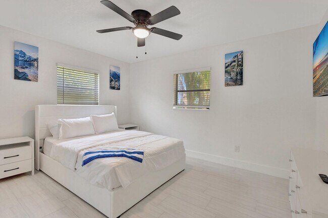 Building Photo - 3837 NE Melba Dr