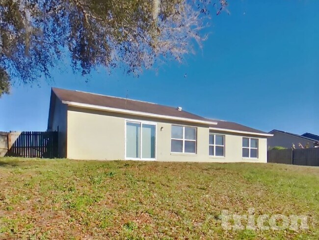 Building Photo - 15115 Margaux Dr