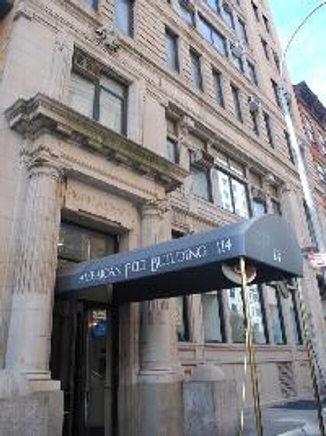 Building Photo - 114-116 E 13th St