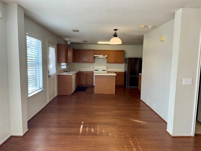 Building Photo - 14954 Sugar Peak Dr