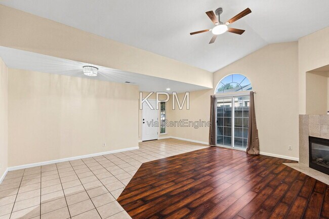 Building Photo - 1544 Emily Ct