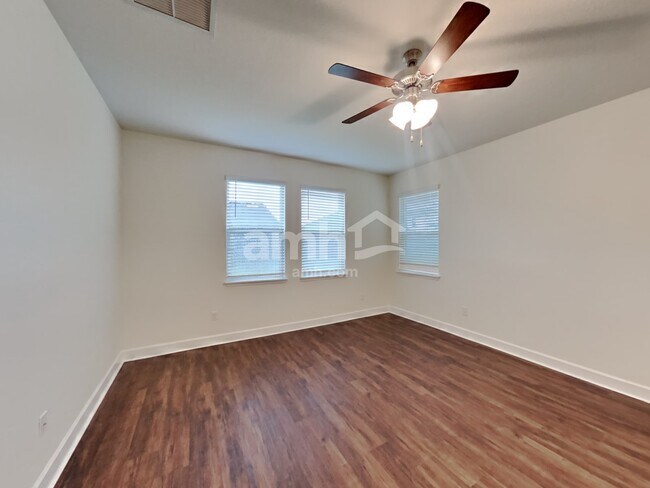 Building Photo - 33966 Thyme Dr