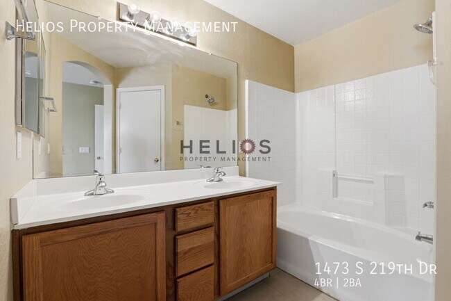 Building Photo - 1473 S 219th Dr