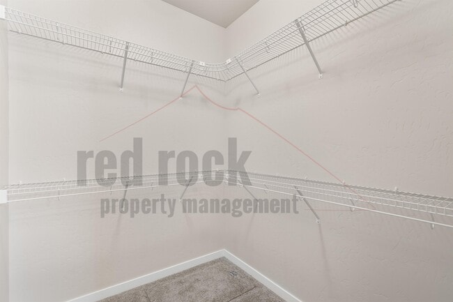 Building Photo - 1329 N Tschirley St