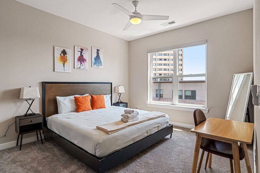 Building Photo - 501n N New Jersey St