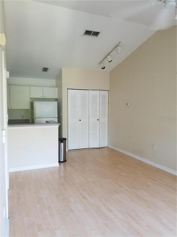 Building Photo - 10422 White Lake Ct