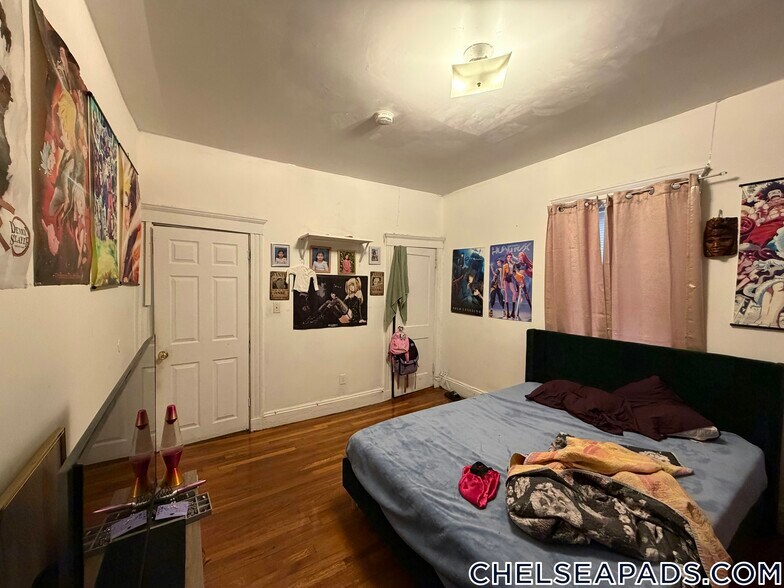 Building Photo - 4 Lafayette Ave