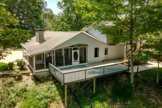 Building Photo - Scenic Lakeview Rental located on Boatman'...