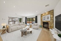 Building Photo - 11 Hudson Terrace