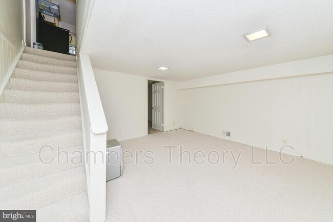 Building Photo - 4875 28th St S