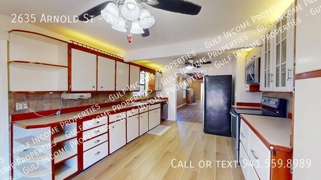 Building Photo - 2635 Arnold St