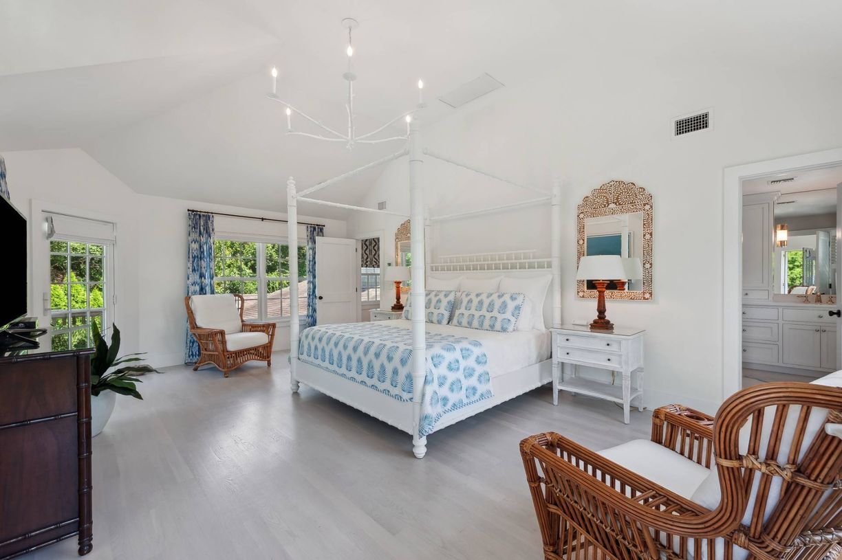 Building Photo - 35 Harris Ln