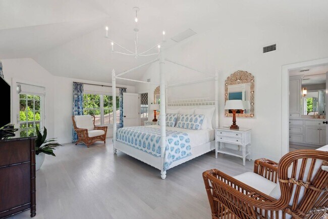 Building Photo - 35 Harris Ln