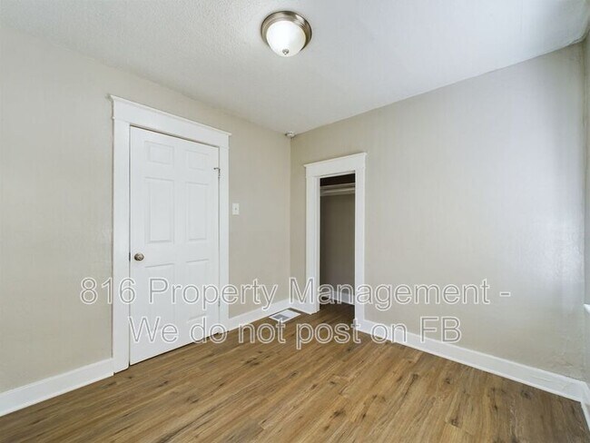 Building Photo - 6931 Agnes Ave