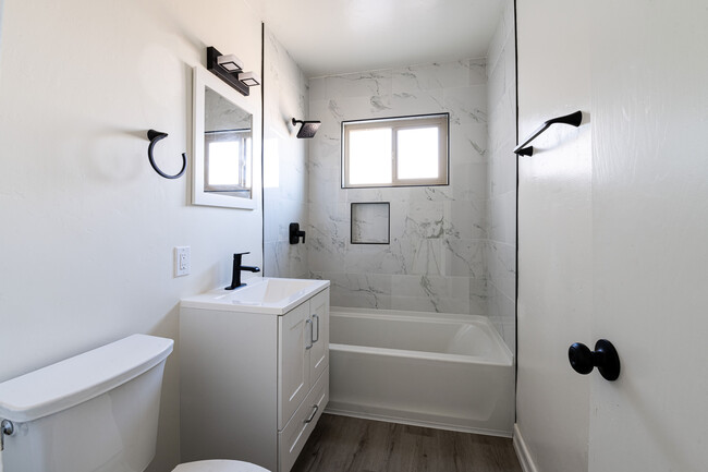 New Bathroom - 517 11th St