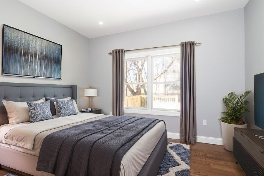 Building Photo - 57 Berlant Ave