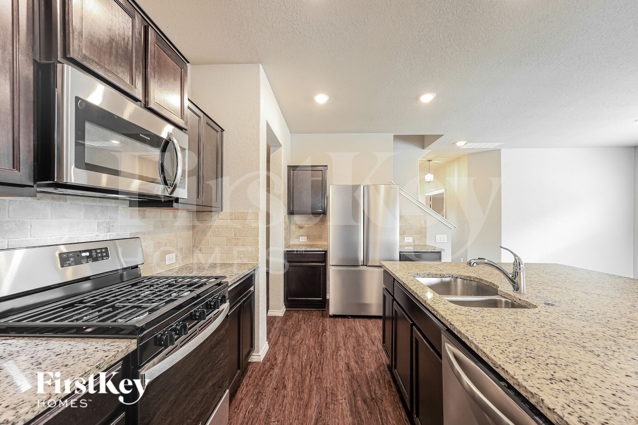 Building Photo - 32079 Camellia Bnd