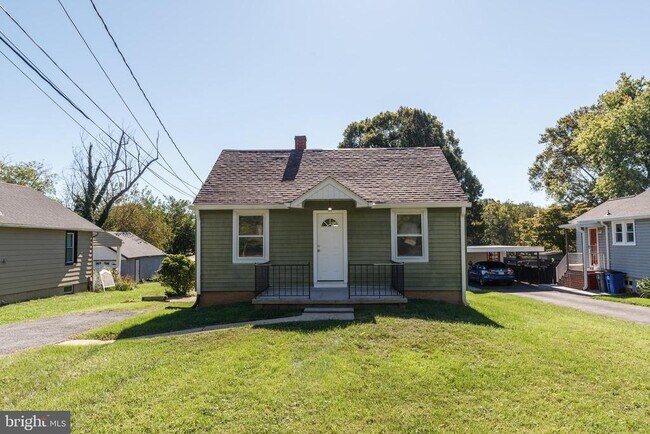 Building Photo - 15 Ritters Ln