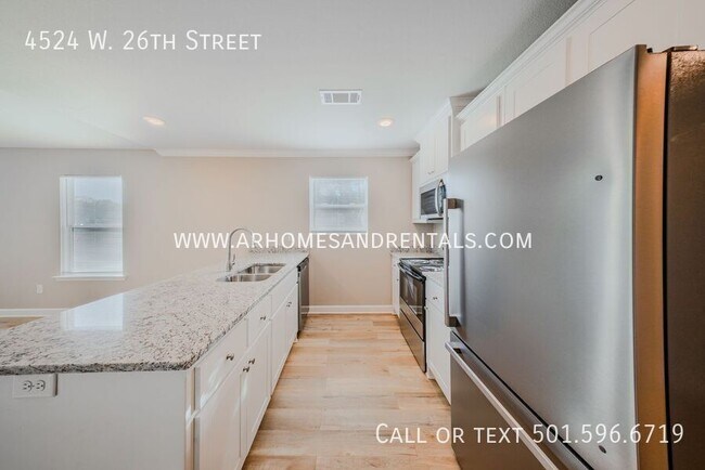 Building Photo - 4524 W 26th St