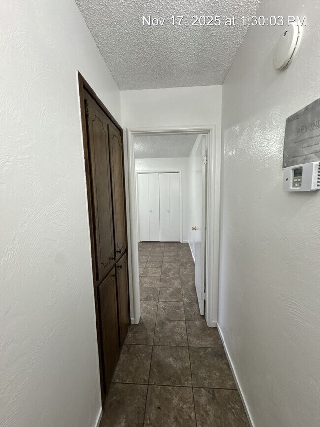 Building Photo - 2968