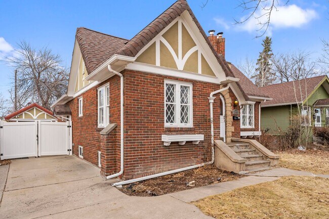 Building Photo - Storybook Home, 4-Bedroom, 2-Bathroom