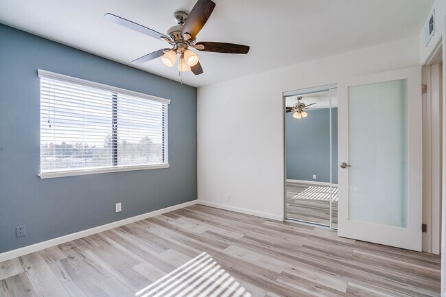 bedroom 1 - 524 Venice Way