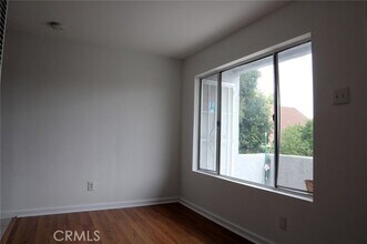Building Photo - 4055 Wall St