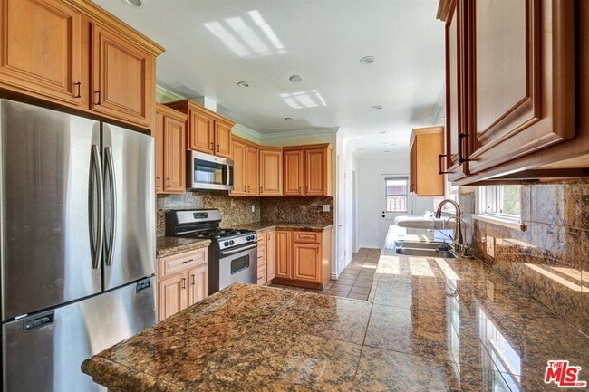 Building Photo - 458 Smithwood Dr