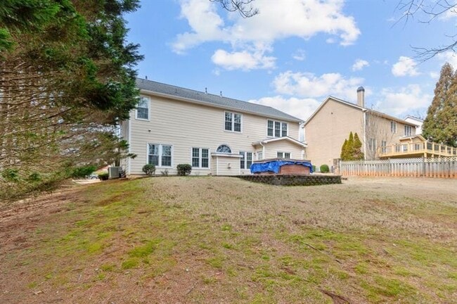 Building Photo - 2030 Brook Meadow Dr