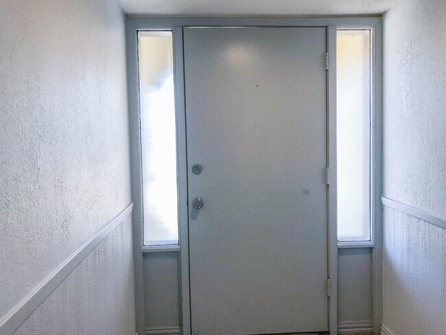 Building Photo - 5221 Edmonton Ave