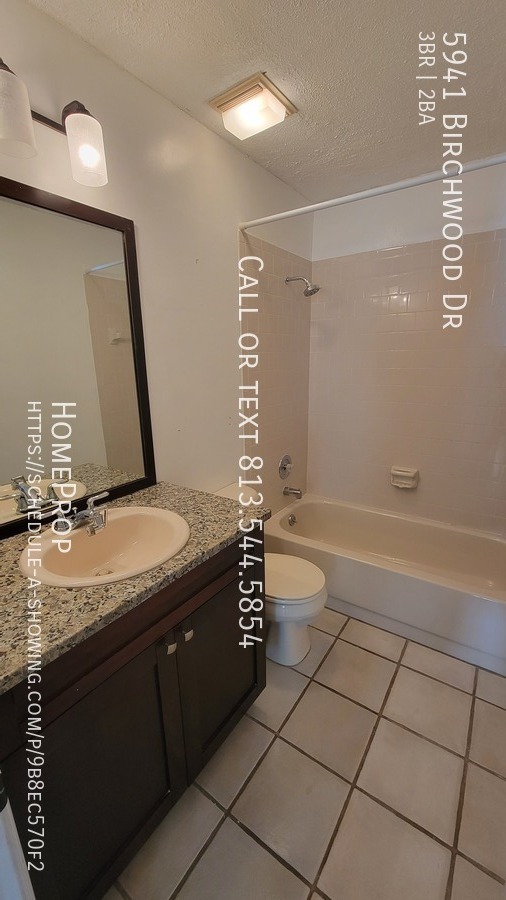 Building Photo - 5941 Birchwood Dr