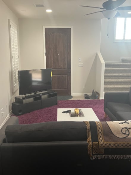 Building Photo - 14725 Pebble Hills Blvd