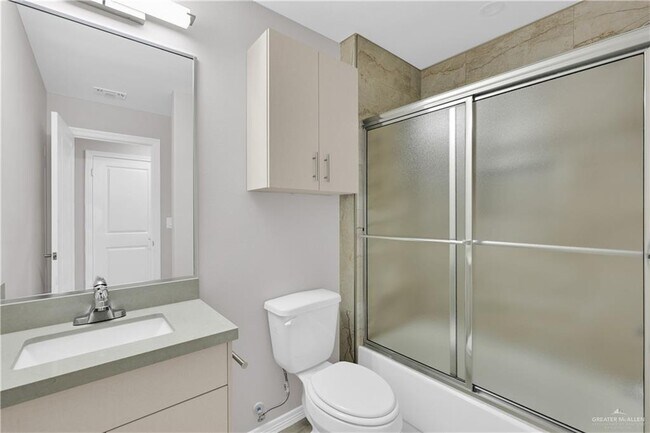 Building Photo - 12 N 23rd St