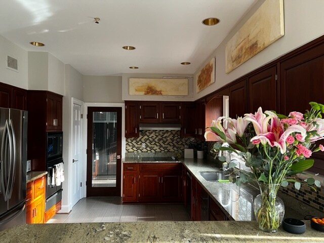 Building Photo - 5112 Cape Cod Ct
