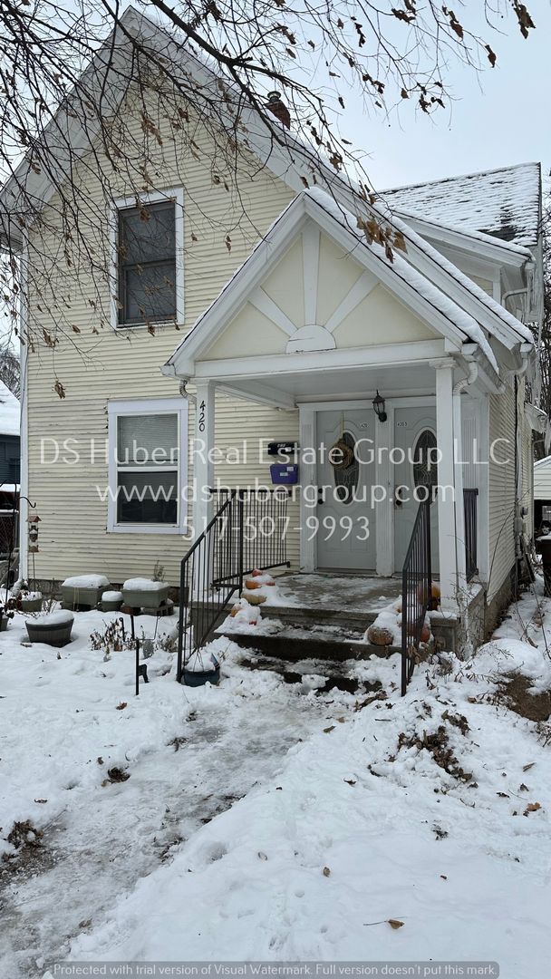 Building Photo - 420.5 W Maple St